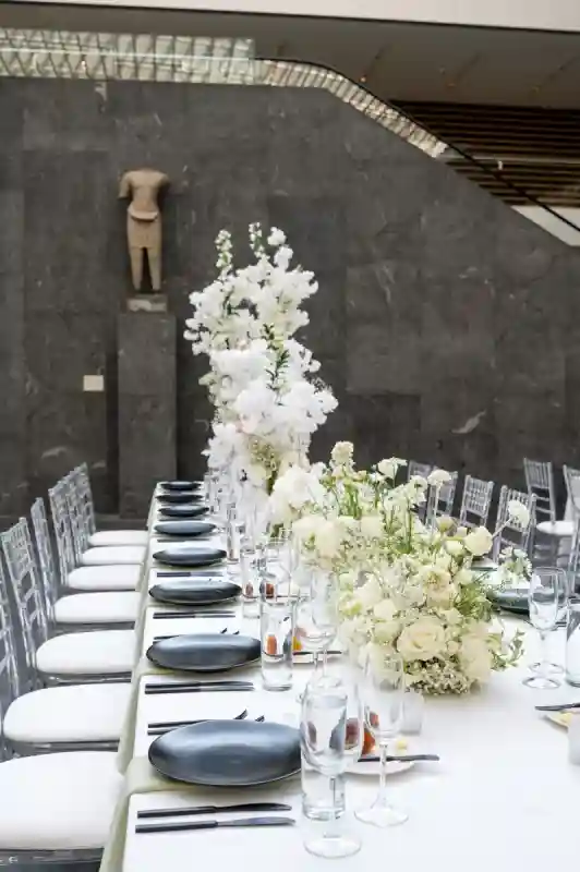 A Museum Wedding for Michelle and Tom