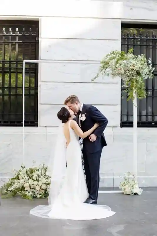 A Museum Wedding for Michelle and Tom