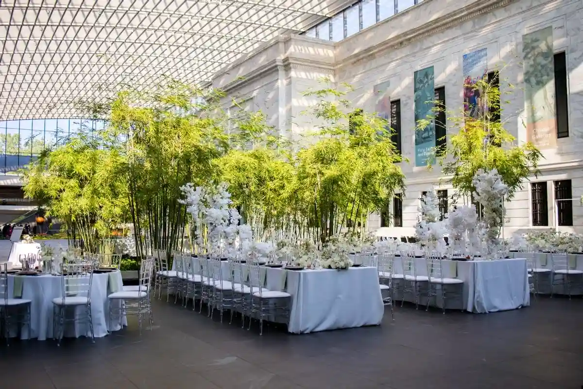 A Museum Wedding for Michelle and Tom