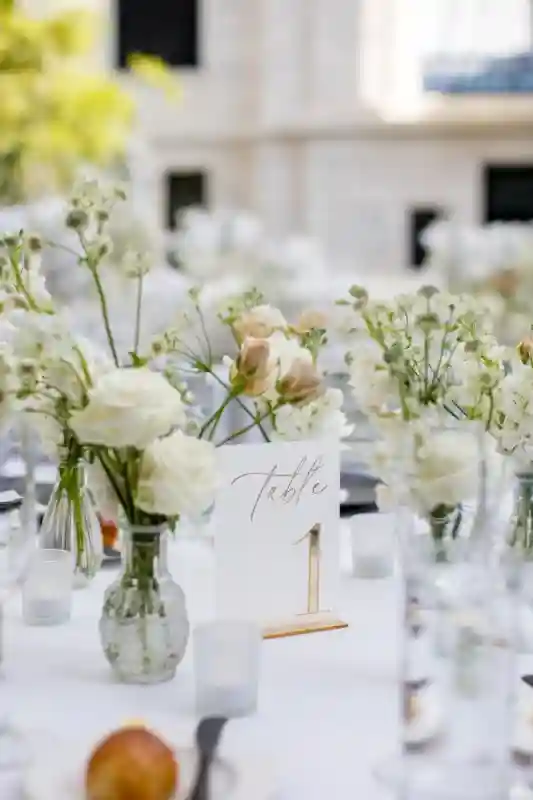 A Museum Wedding for Michelle and Tom