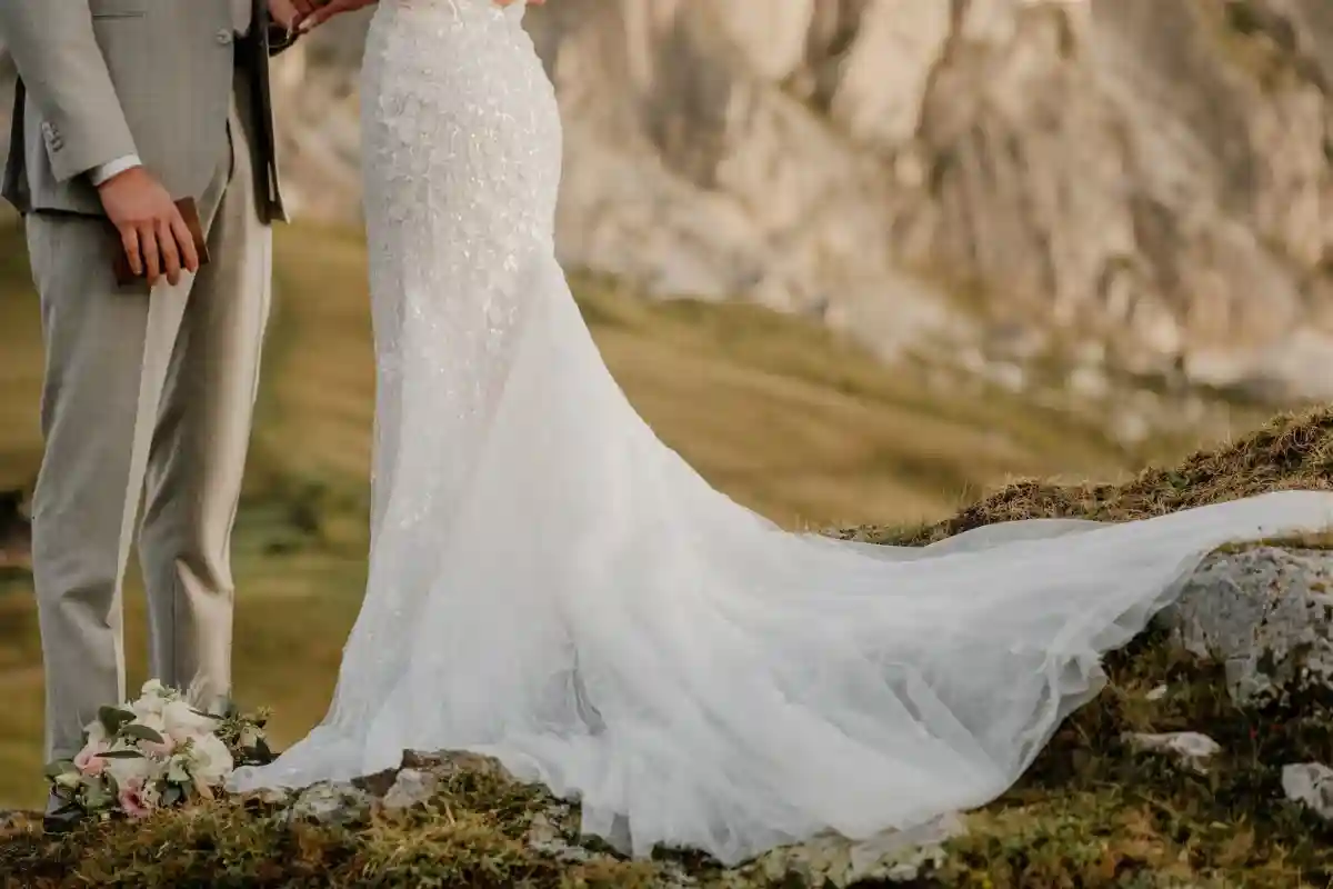 A Chalet Elopement for Missy and Benton