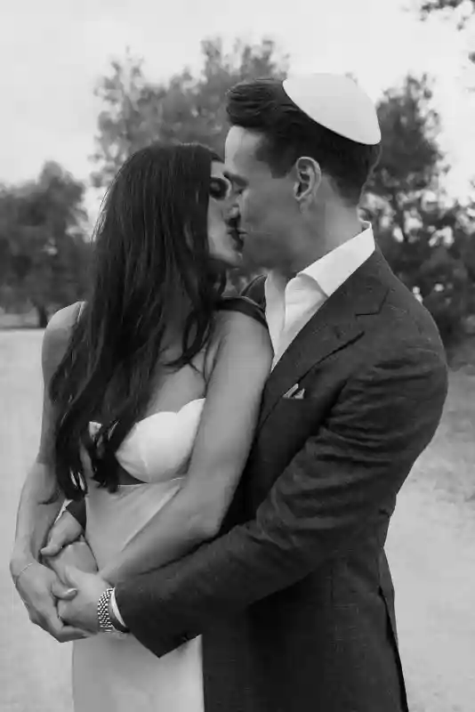 A Garden Wedding for Olivia and Kyle