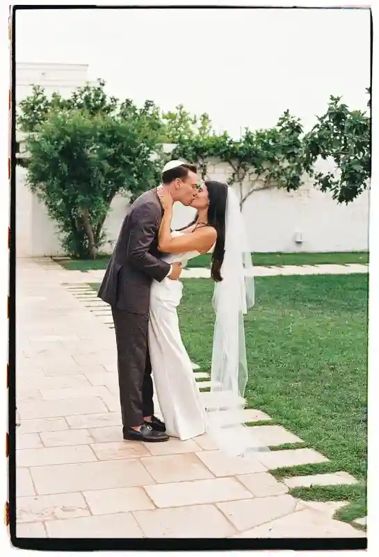A Garden Wedding for Olivia and Kyle