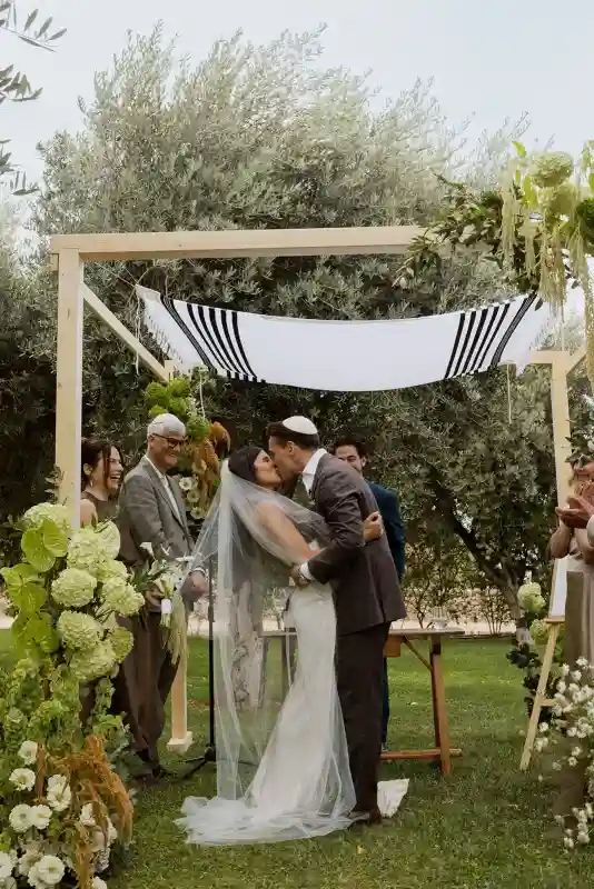 A Garden Wedding for Olivia and Kyle