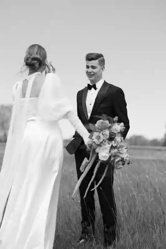 A Colorful Wedding for Piper and Jake