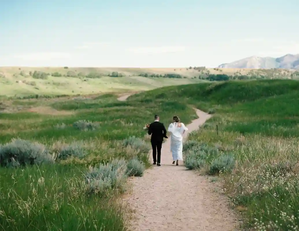 A Colorful Wedding for Piper and Jake
