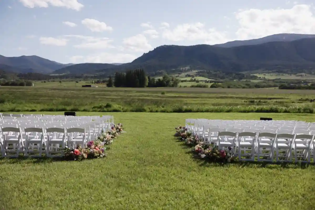 A Colorful Wedding for Piper and Jake