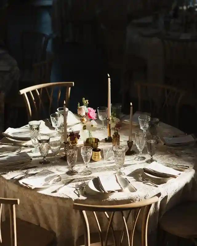 A Colorful Wedding for Piper and Jake
