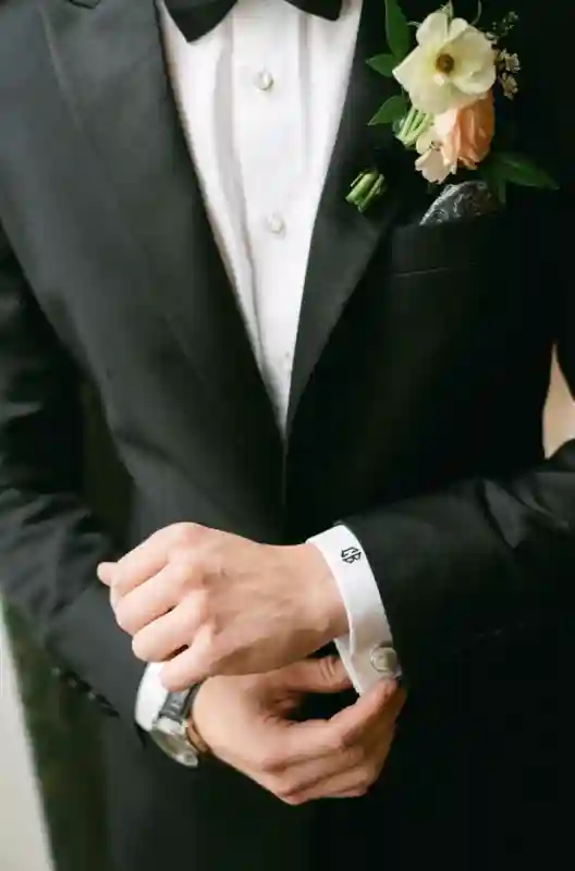 An Outdoor Wedding for Rachel and Cole