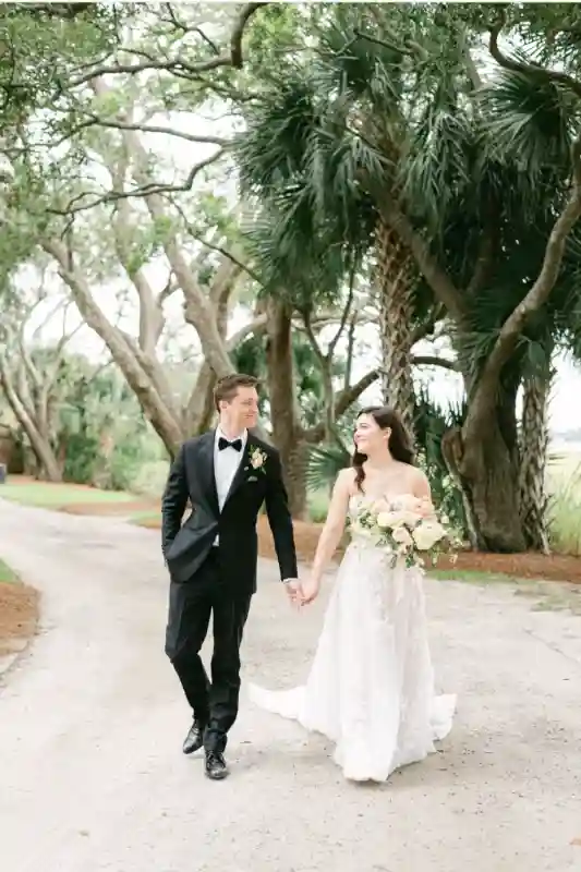 An Outdoor Wedding for Rachel and Cole