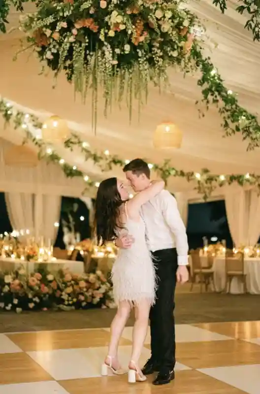 An Outdoor Wedding for Rachel and Cole