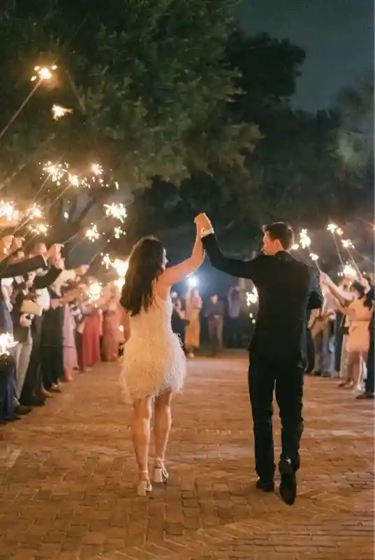 An Outdoor Wedding for Rachel and Cole