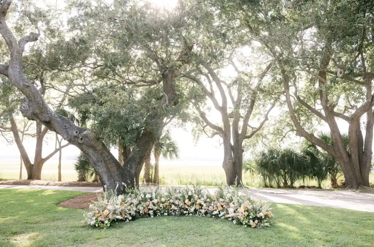 An Outdoor Wedding for Rachel and Cole