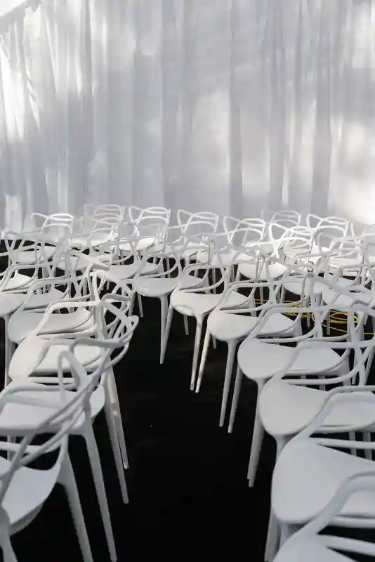 An Edgy Wedding for Samantha and Jake