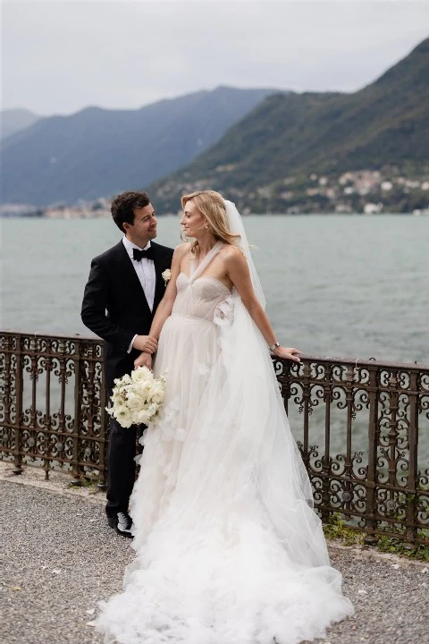 A Waterfront Wedding for Sandra and Chris
