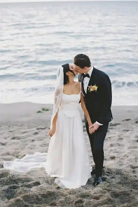 A Beach Wedding for Shalini and Ryan