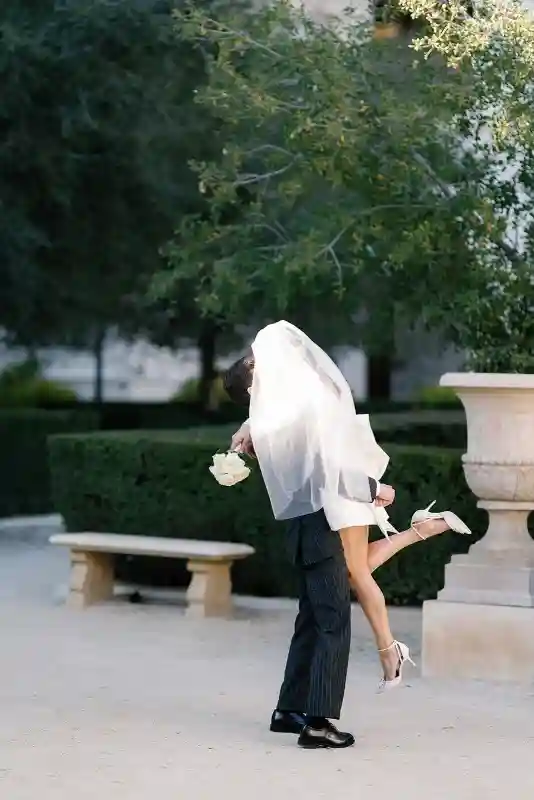 A City Hall Wedding for Silviya and Caleb