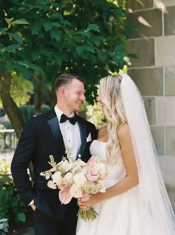 A Pink Wedding for Vanessa and David
