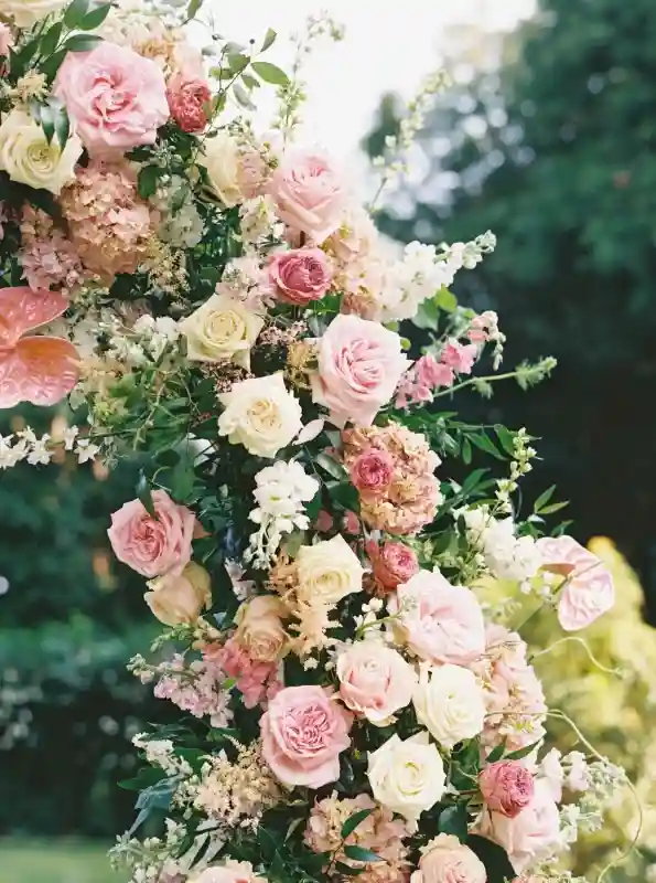 A Pink Wedding for Vanessa and David