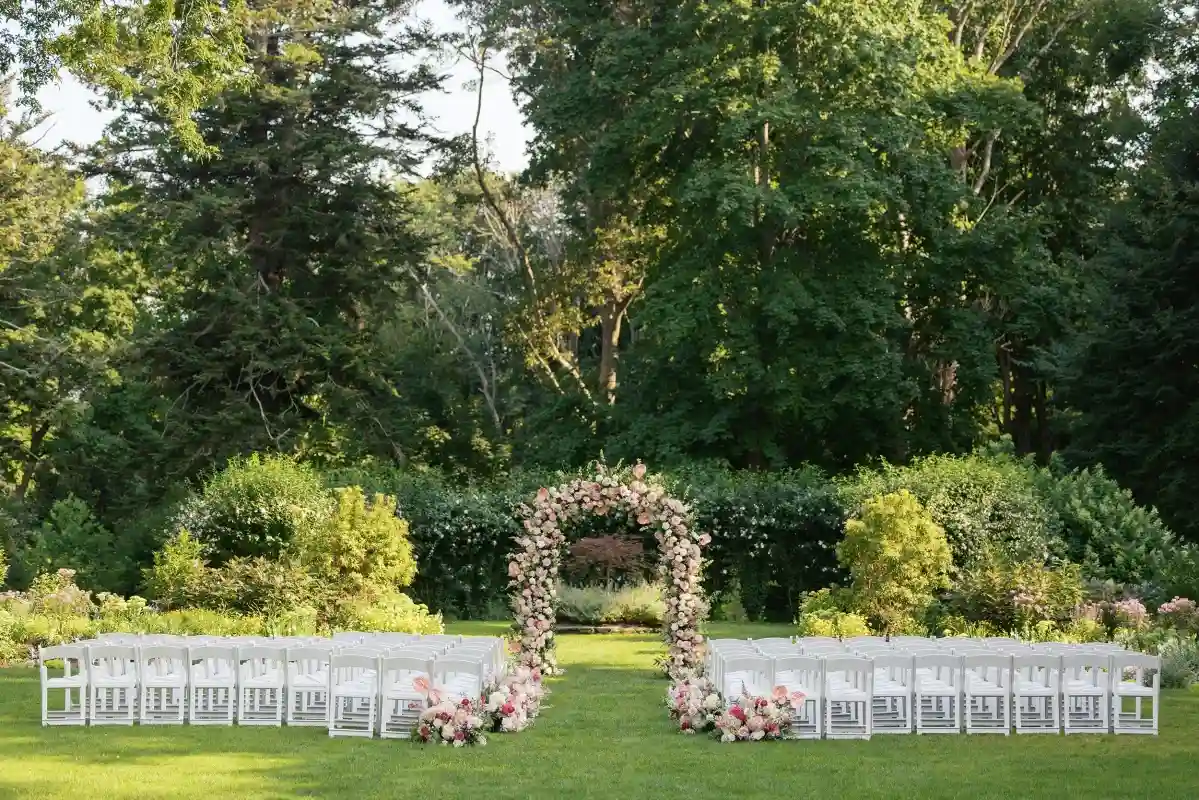 A Pink Wedding for Vanessa and David