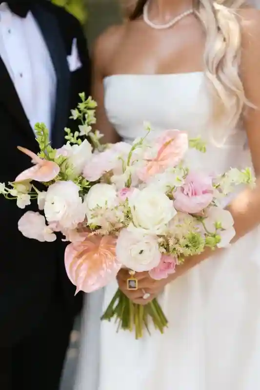 A Pink Wedding for Vanessa and David